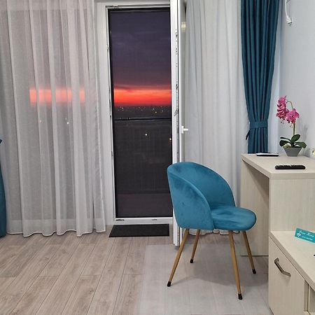 Appartement Peace House à Oradea Extérieur photo